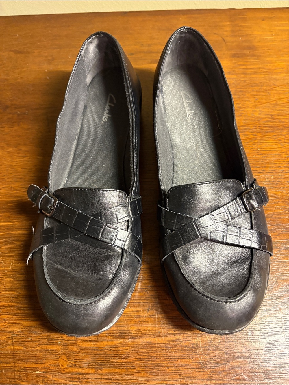 Clarks Women's Black Leather Slip-On Loafers with Croc-Textured Strap